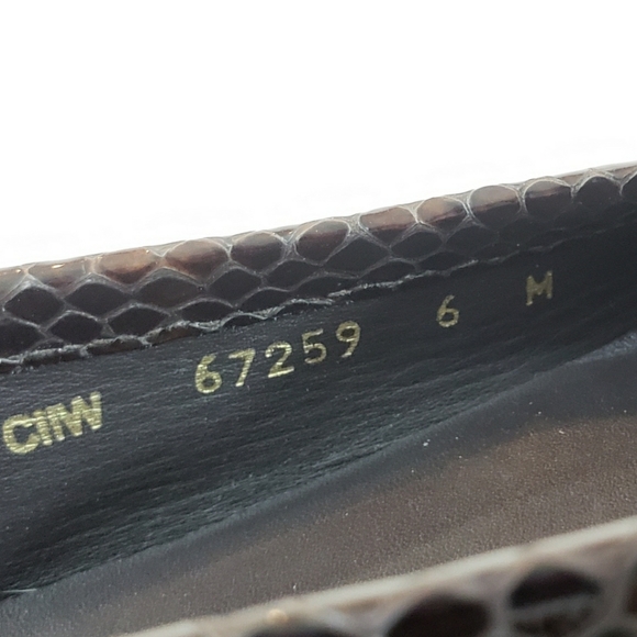 Stuart Weitzman Loafers Flats Patent Leather Snake - Picture 5 of 10